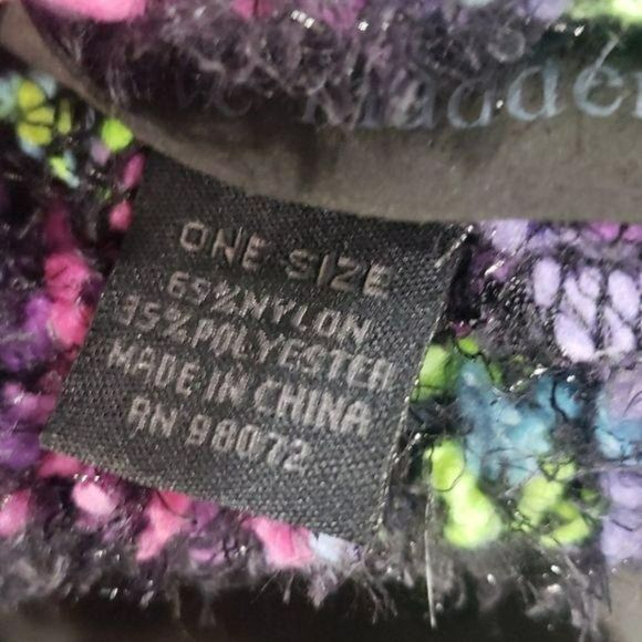 Steve Madden‎ infinity multicolored scarf - Picture 2 of 7